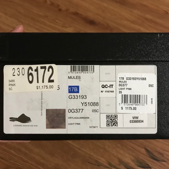 NWT Chanel Rabbit Fur Mules - Picture 4 of 5